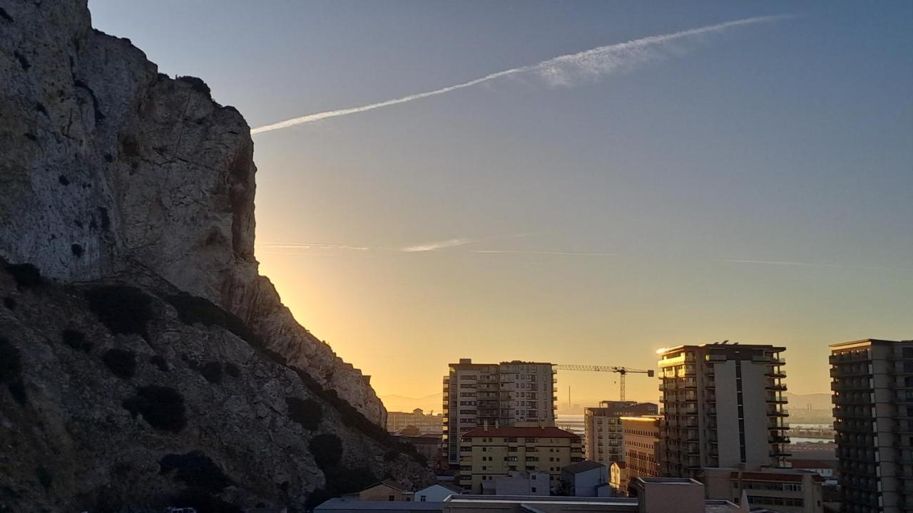 Beautiful Studio In Gibraltar - E1 エクステリア 写真